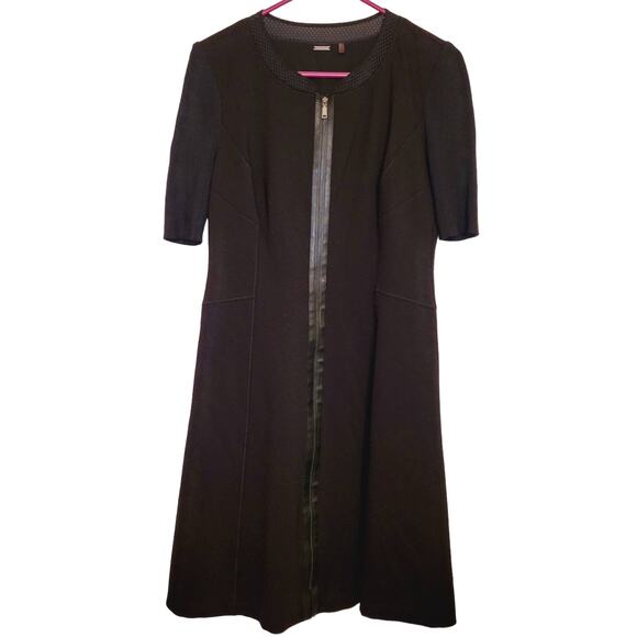 Elie Tahari black faux leather trim zip front short sleeved midi dress Size 6 - Picture 1 of 13